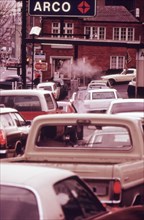 Arco gas station in Oregon during the gas shortage of 1973