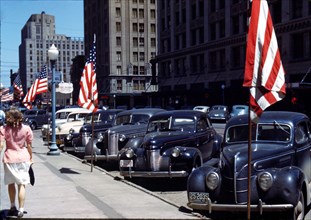 Cars parked along street in Lincoln Nebraska 1942