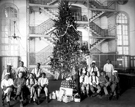 District Jail Christmas tree and prisoners