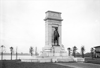 John Paul Jones statue ca. 1914