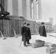 Lincoln Memorial under construction