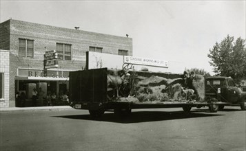Truck with Wild Life Diorama ca 1948