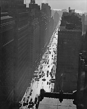 1930s New York City - Seventh Avenue looking south from 35th Street, Manhattan ca. 1935