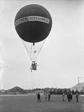 September 28, 1947 - Hot Air Balloon ascends at East and West