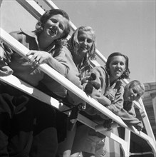 European swimming championships in Monaco. Dutch Women's Relay Team (4x100 meters) second ca. 1947