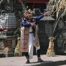 Dance performance on Bali; Date 1 September 1971; Location Bali, Indonesia