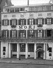 1930s New York City - Mori's Restaurant, 144 Bleecker Street, Manhattan ca. 1935