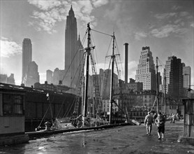 Fulton Street Dock, Manhattan skyline, Manhattan ca. 1935