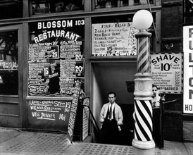 1930s New York City - Blossom Restaurant, 103 Bowery, Manhattan ca. 1935
