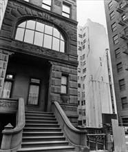1930s New York City - Brownstone front and skyscraper, 4 East 78th Street, Manhattan ca. 1938