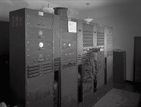 Reeves Electronic analog computer (REAC), Ames' first electronic computing machine, was acquired in 1949 to perform control simulation analysis.