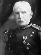 Robert M. O'Reilly, portrait in uniform, 12 1908