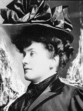 Mrs. Marshall Field, portrait
