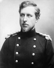 Prince Albert of Belgium, portrait bust, in uniform