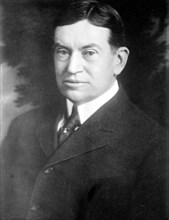 B.L. Winchell, portrait bust 6 12 1913