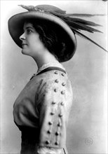 Actress Edith Lyle 1910