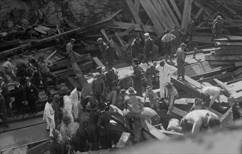 7th Avenue subway cave-in, New York City; September 22, 1915