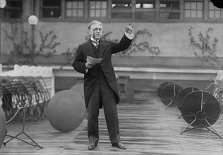 Musician and teacher Frederick William Schlieder (1873-1953) possibly at the New York State Music Teachers' Association convention ca. June 1915