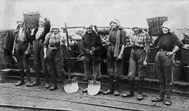 Belgian women coal mine workers (coal miners) ca. 1910-1915