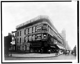 People's Drug Store, Washington, D.C., looking south on Seventh Street, N.W., from Massachusetts Avenue ca. 1921