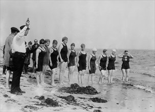 Women's swimming contests at Sheepshead Bay, Brooklyn, New York City, July 16, 1914