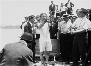 Photo of Harry Houdini in chains ca. 1910-1925