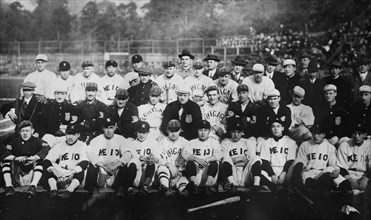 Keio University (Japan) baseball players with ballpayers from the Chicago White Sox and New York Giants World Tour of 1913-14