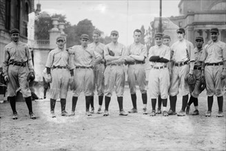 Columbia University's baseball team at the time that they played a Chinese American baseball team from Hawaii on May 31, 1914