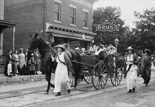 Suffragist Rhoda J. Glover, of Baldwins, Long Island, New York in a suffrage parade ca. 1913