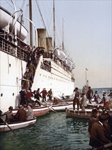 Disembarking from a ship, Algiers, Algeria ca. 1899