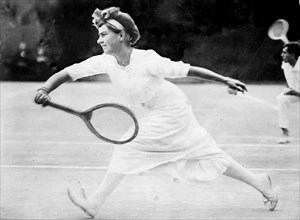 Photograph shows American tennis player Florence E. Sutton (1883-1974) ca. 1910-1915