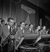 Portrait of (Robert) Dean Kincaide, Bill Ainsworth, Ray Beller, Peanuts Hucko, Pete Terry, Vernon Friley, Irv Dinkin, and Jim Harwood, Hotel Commodore, Century Room, New York, N.Y., ca. Jan. 1947