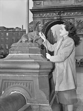 Portrait of Ann Hathaway, Washington Square, New York, N.Y., ca. May 1947