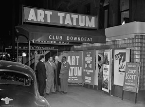 Portrait of Art Tatum and Phil Moore, Downbeat, New York, N.Y., between 1946 and 1948
