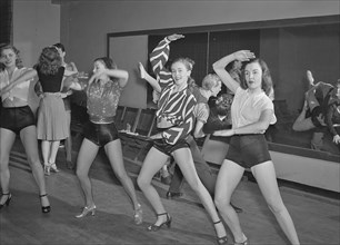 Dancers, Nola's, New York, N.Y., ca. Feb. 1947