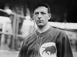 Larry Schlafly, manager, Buffalo Federal League ca. 1915