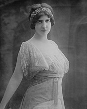 Opera singer Margherita (Marguerita) Beriza ca. 1914