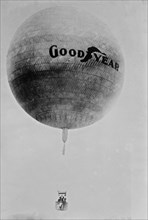 Balloon GOOD YEAR ca. 1910-1915