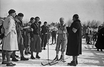 International Skiing Competition for the Polish Championship in Zakopane. Bronislaw Czech at the start of the competition ca. 1933