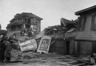 Seabright - storm damage - Octagon Hotel ca. 1914