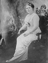 Date: 1910-1915 - Mrs. Edna Keating