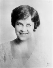 Date: 1910-1915 - Mabel Garrison