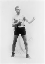 Date: 1910-1915 - Boxer Porky Flynn