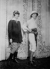 Date: 1910-1915 - Nancy Dixon and Arthur Sullivan