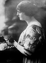 Queen of Greece ca. 1910-1915