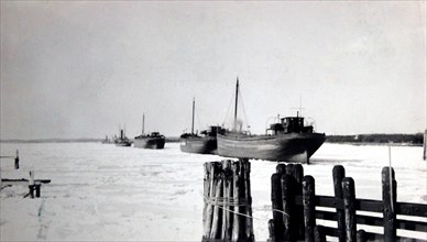 Tugboat Gettysburg Towing Three Barges through Ice, Cape Cod Canal 2/20/1935