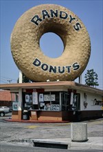 1990s America -  Randy's Donuts, Inglewood, California 1991