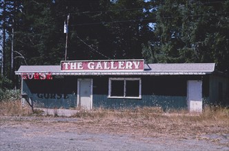 2000s America -  The Gallery Gifts, Route 101 south of Langlois, Oregon 2003