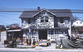 1980s America -  Don's Trading Post, Route 11, Christiansburg, Virginia 1982