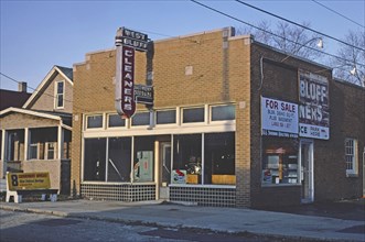1980s America -  West Bluff Cleaners, Peoria, Illinois 1980